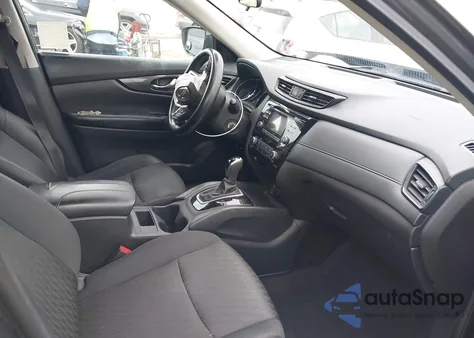 2017 Nissan Rogue S z USA, uszkodzony, nr VIN 5N1AT2MN2HC750499